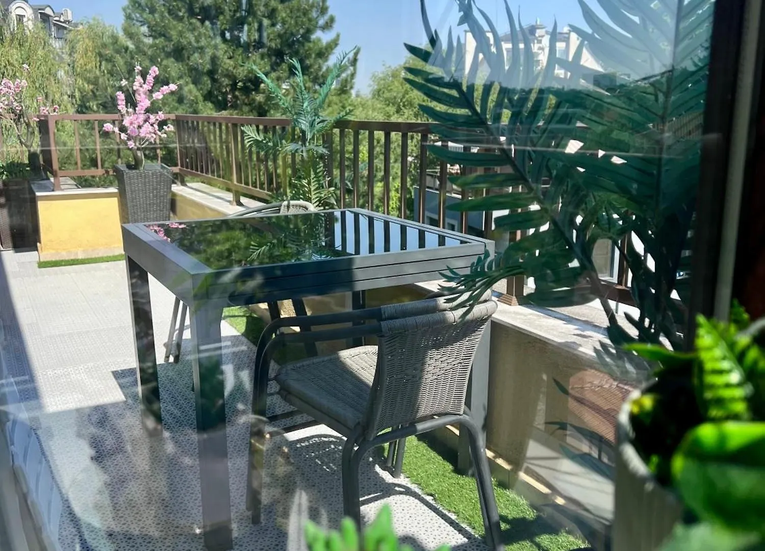 Vitosha Terrace 1Br Apartment With Parking Sofia